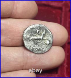 #07-93 Auguste Denier au capricorne 3,03g Rare et recherchée