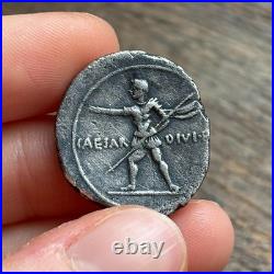 Denier Octavien (Auguste) Vénus CAESAR DIVI F RIC 251 argent 3,71 g
