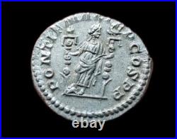 Denier de Macrin, Pontif Max Superbe