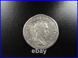 Denier en argent de Herennius Etruscus SUP frappé à Rome en 250 ap. J. C