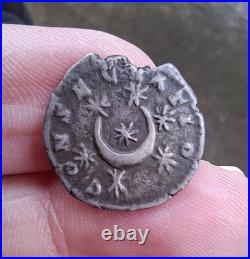 Diva Faustina, denier CONSECRATIO, RARE