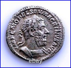 Empire de Rome Macrin. Denier, Rome 218 après JC. Argent 2,6 g. Étrange