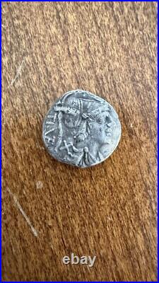 Piece romaine Denier Antique en Argent Ti Veturius Denarius Rome (137 av J. C)