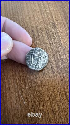 Piece romaine Denier Antique en Argent Ti Veturius Denarius Rome (137 av J. C)