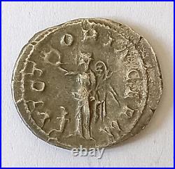 ROME EMPIRE DENIER MAXIMIN 1er 235/238 R / VICTOIRE 3,05 gr ARGENT