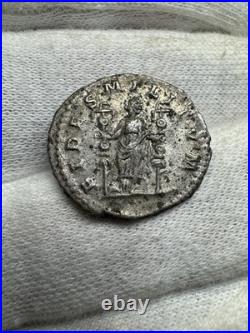 Rare Denier Macrin Argent
