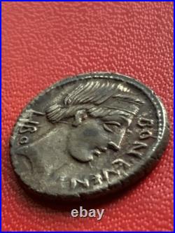 Scribonia, Puteal, Denier, 62 BC, Rome, Argent, SUP, Crawford416/1